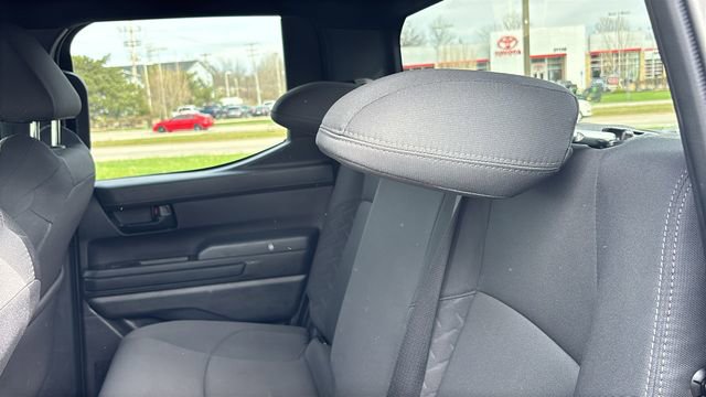 Used 2025 Toyota Tacoma SR5 AWD/4WD image 26