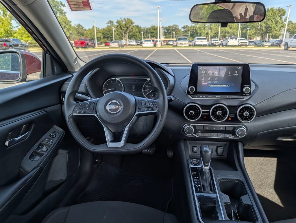 Used 2024 Nissan Sentra SV FWD image 3