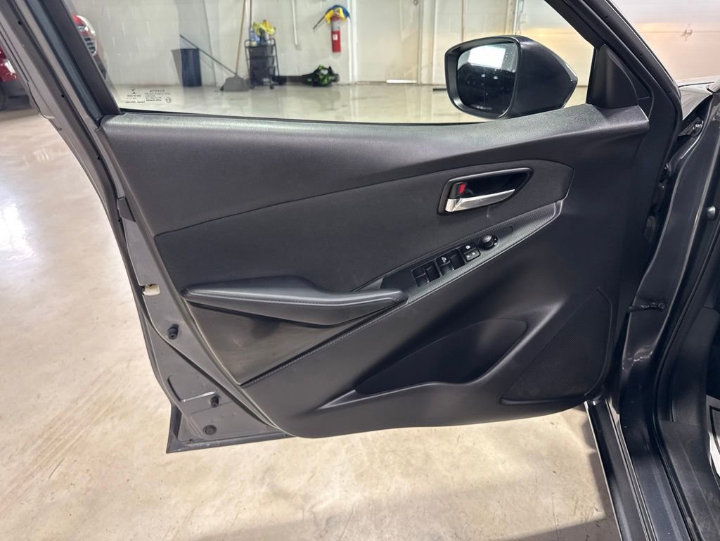 Used 2017 Toyota Yaris iA FWD image 22