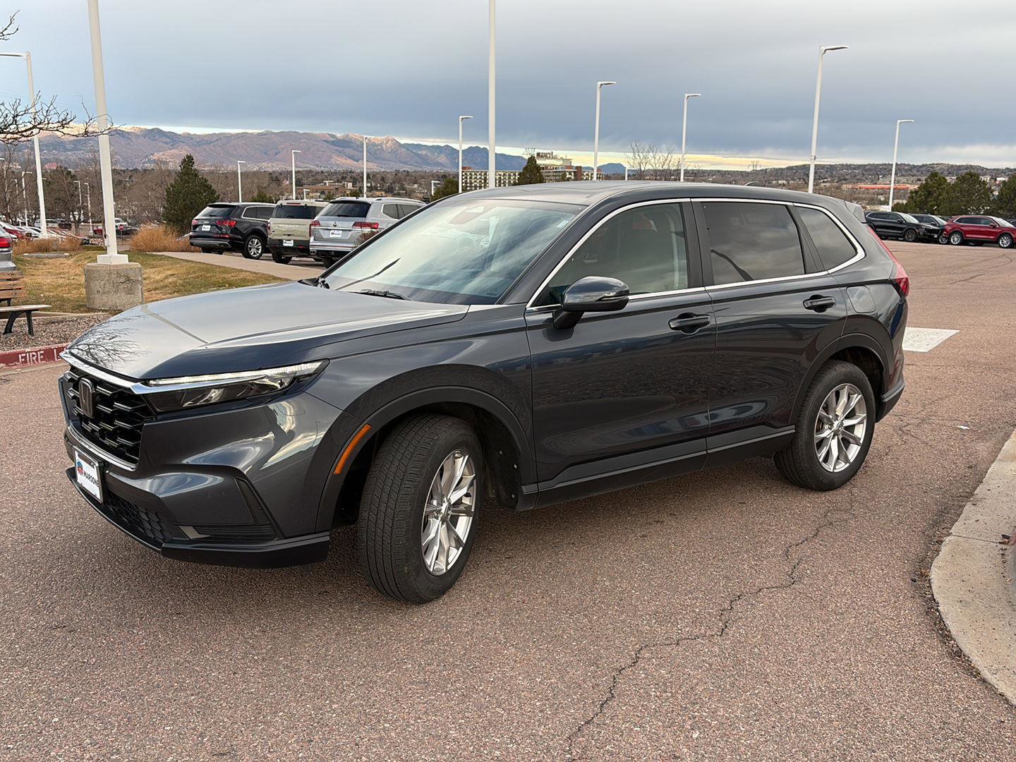 Used 2024 Honda CR-V EX image 3