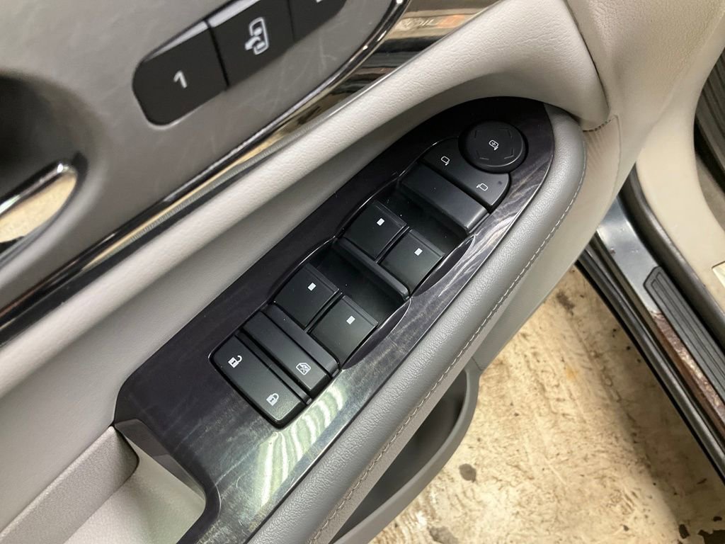 Used 2017 Buick Enclave Leather w/ Trailering Package image 12