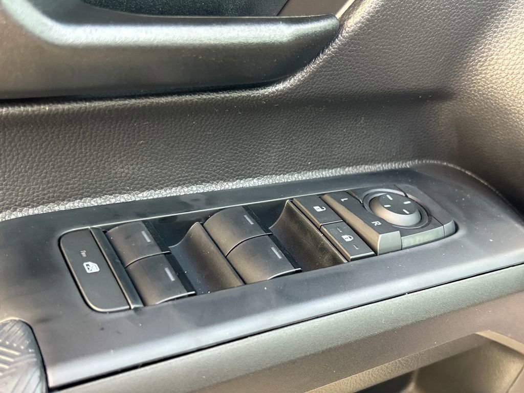 New 2026 Toyota Tacoma SR image 7