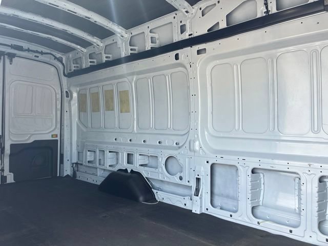 Used 2023 Ford Transit 250 148 High Roof Extended RWD image 24