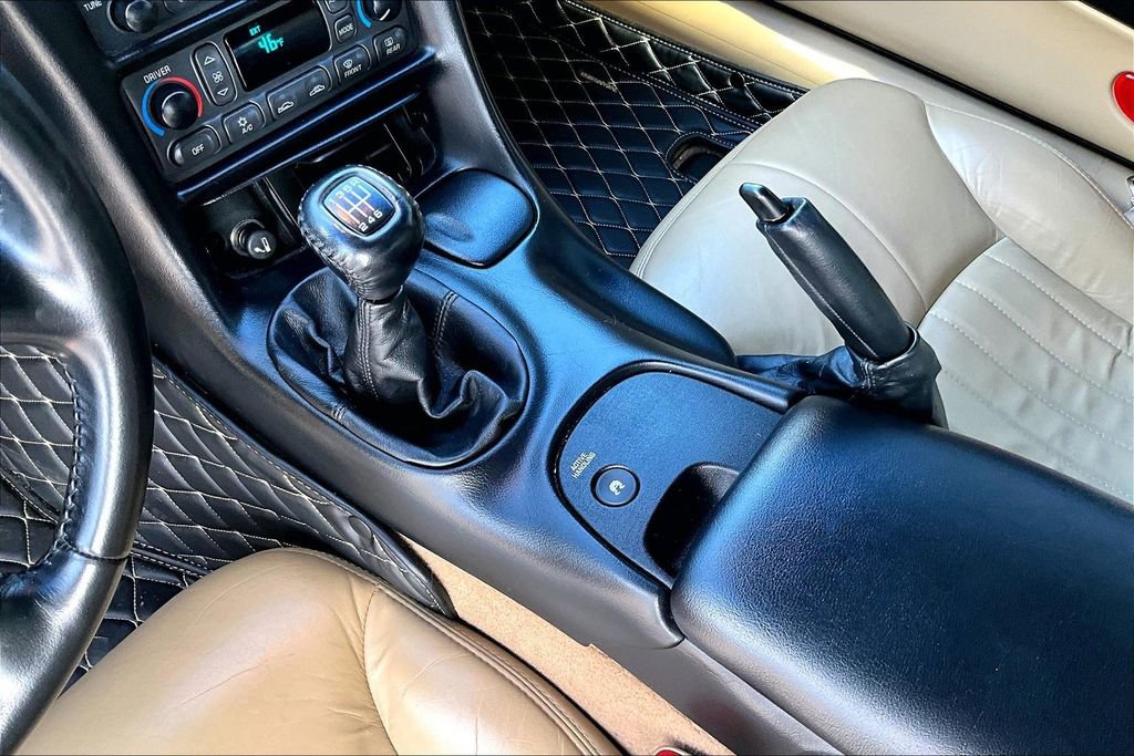 Used 2000 Chevrolet Corvette Coupe w/ Memory Pkg image 15