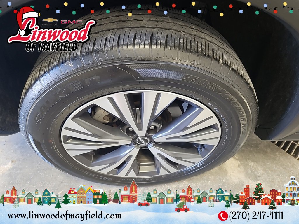 Used 2023 Nissan Rogue SV image 8