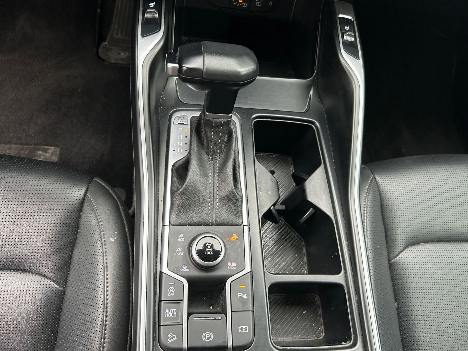 Used 2024 Kia Sorento S AWD/4WD image 37