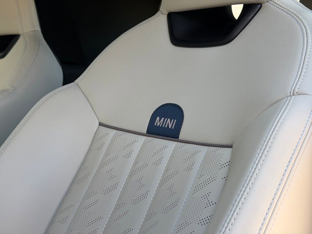 Used 2025 MINI Cooper S FWD image 24