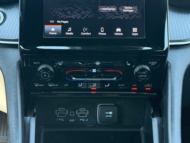 Used 2024 Jeep Grand Cherokee Altitude AWD/4WD image 35