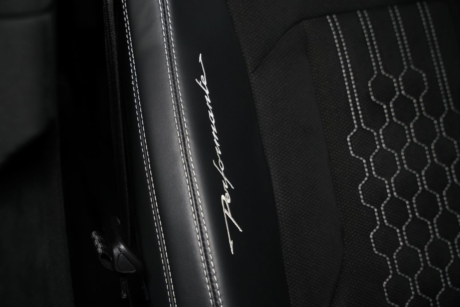 Used 2023 Lamborghini Urus Performante image 36