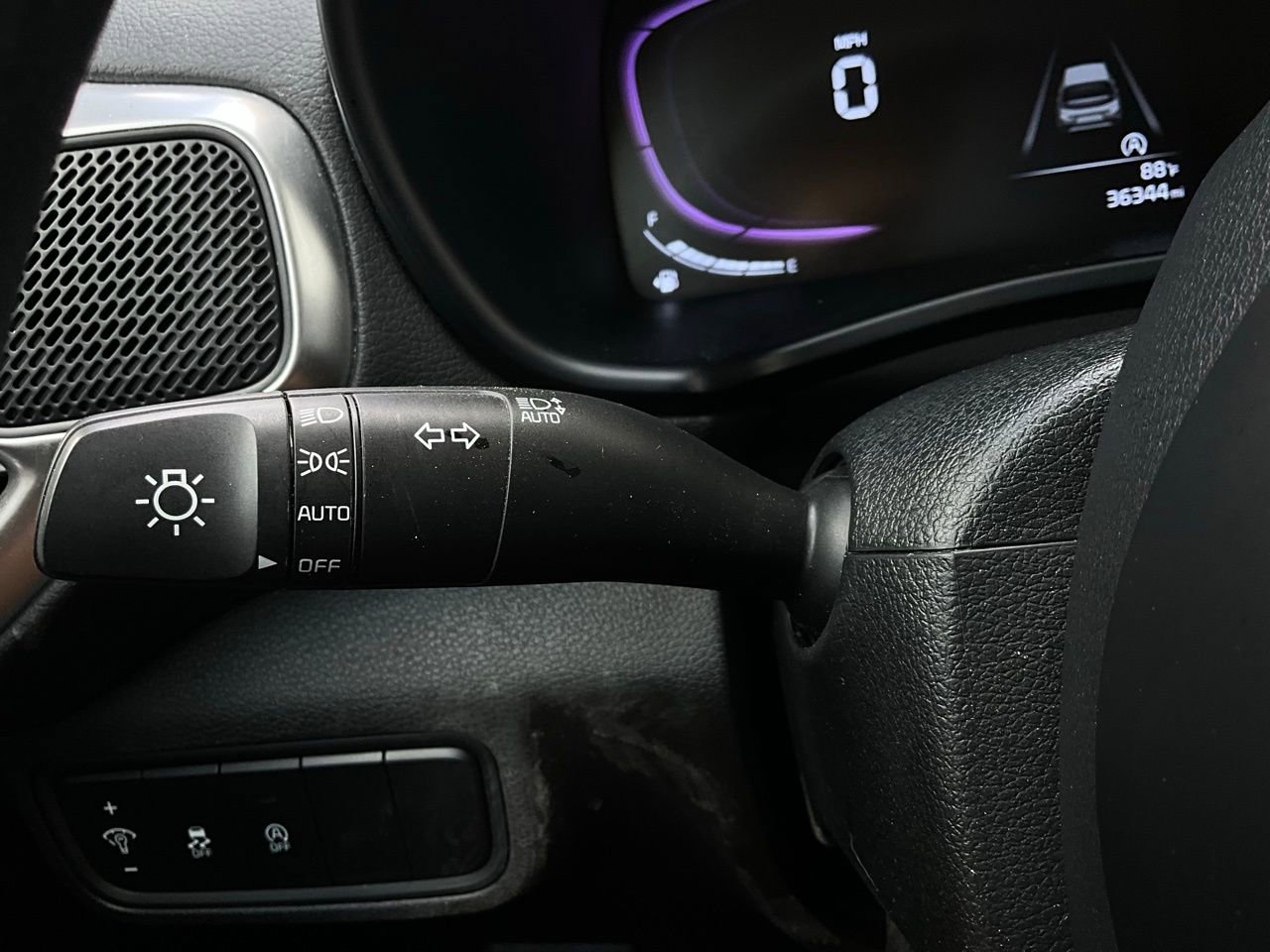 Used 2025 Kia Soul LX w/ LX Technology Package image 33