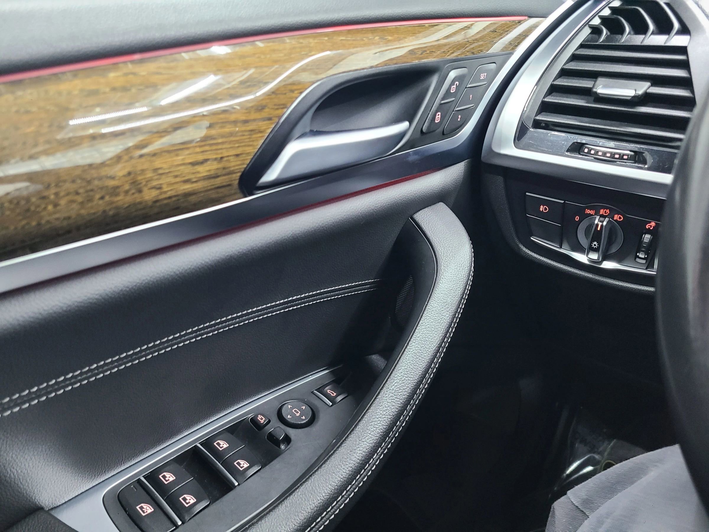 Used 2018 BMW X3 xDrive30i w/ Convenience Package image 30