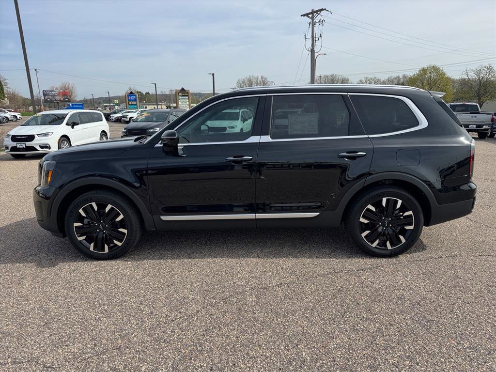 Used 2023 Kia Telluride SX AWD/4WD image 2