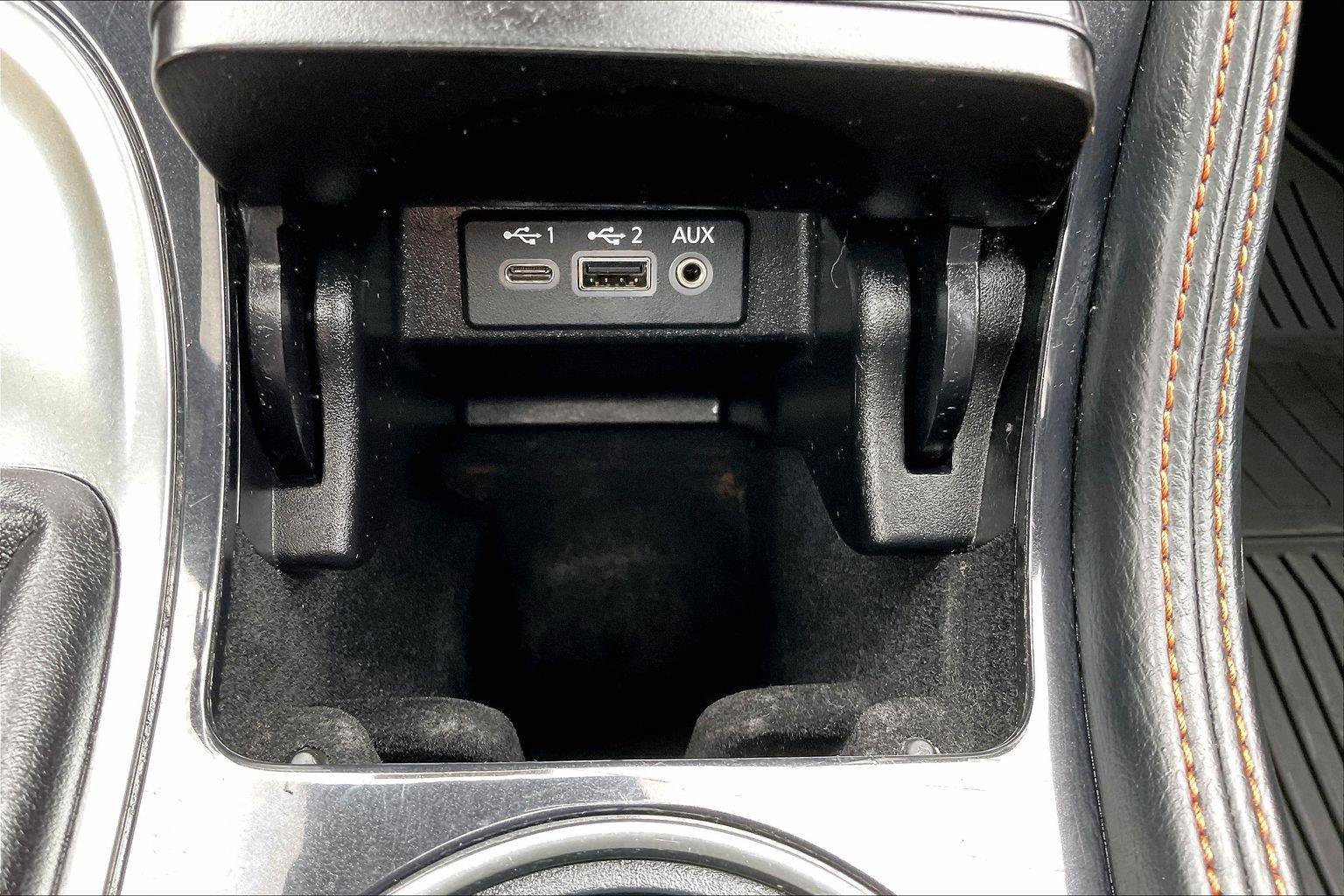 Certified 2020 Nissan Maxima SR w/ Sport Mat Group FWD image 32