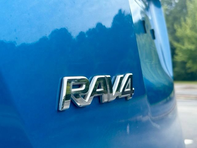 Used 2016 Toyota RAV4 LE FWD image 14