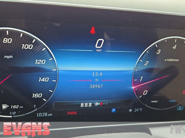 Used 2023 Mercedes-Benz GLC 300 4MATIC image 5