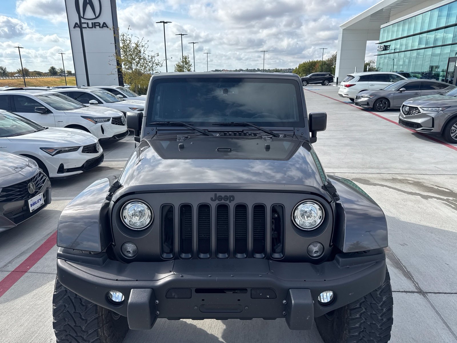 Used 2018 Jeep Wrangler Sport AWD/4WD image 3