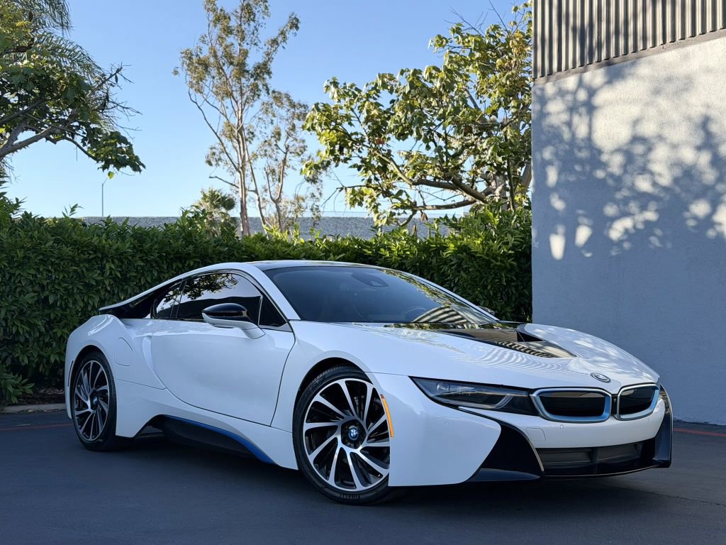 Used 2015 BMW i8 image 6