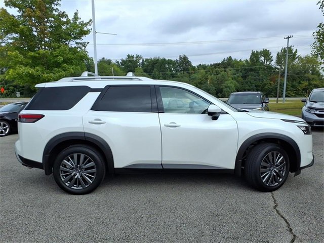Certified 2025 Nissan Pathfinder SL w/ SL Premium Package video 2