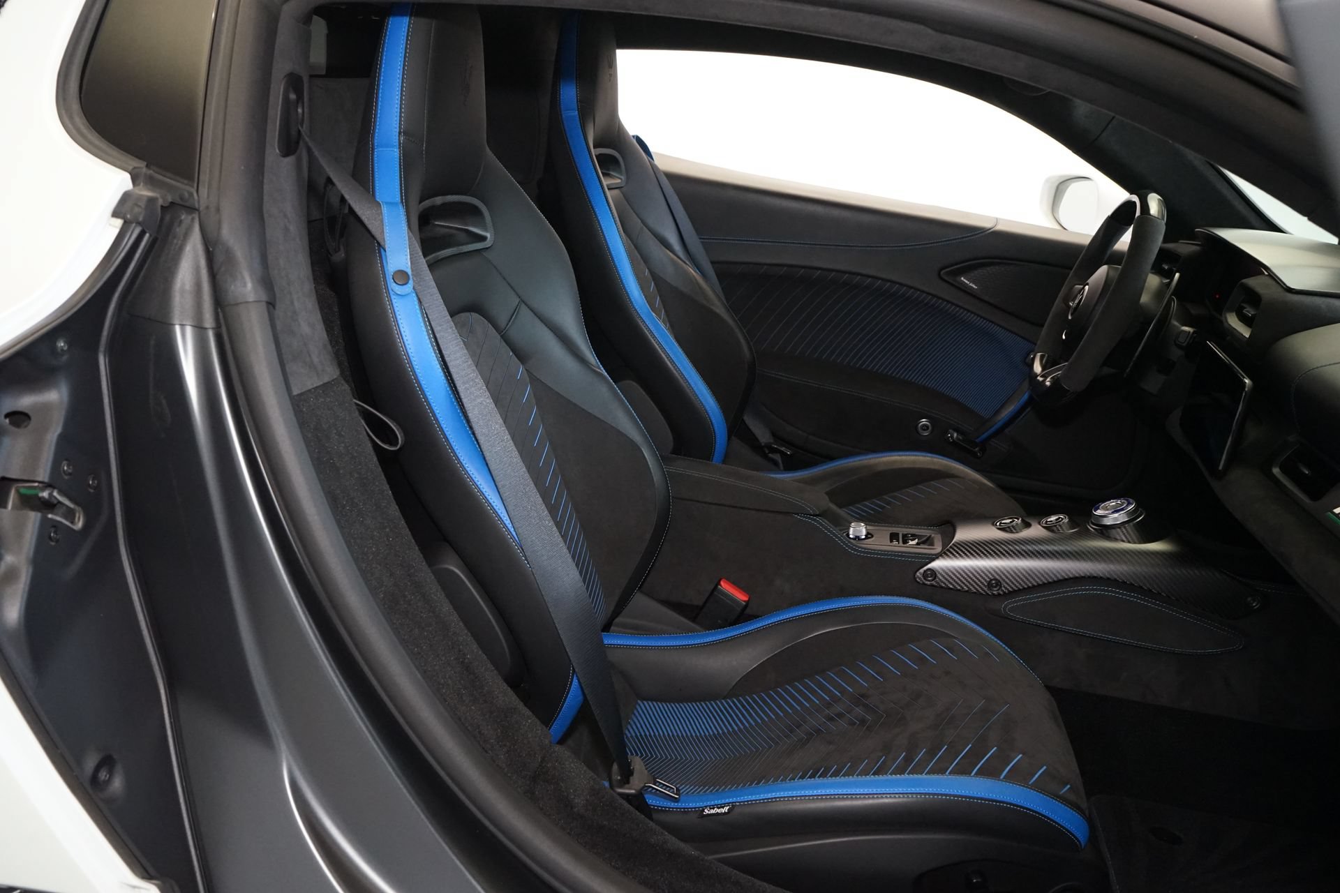 Used 2022 Maserati MC20 Coupe RWD image 14