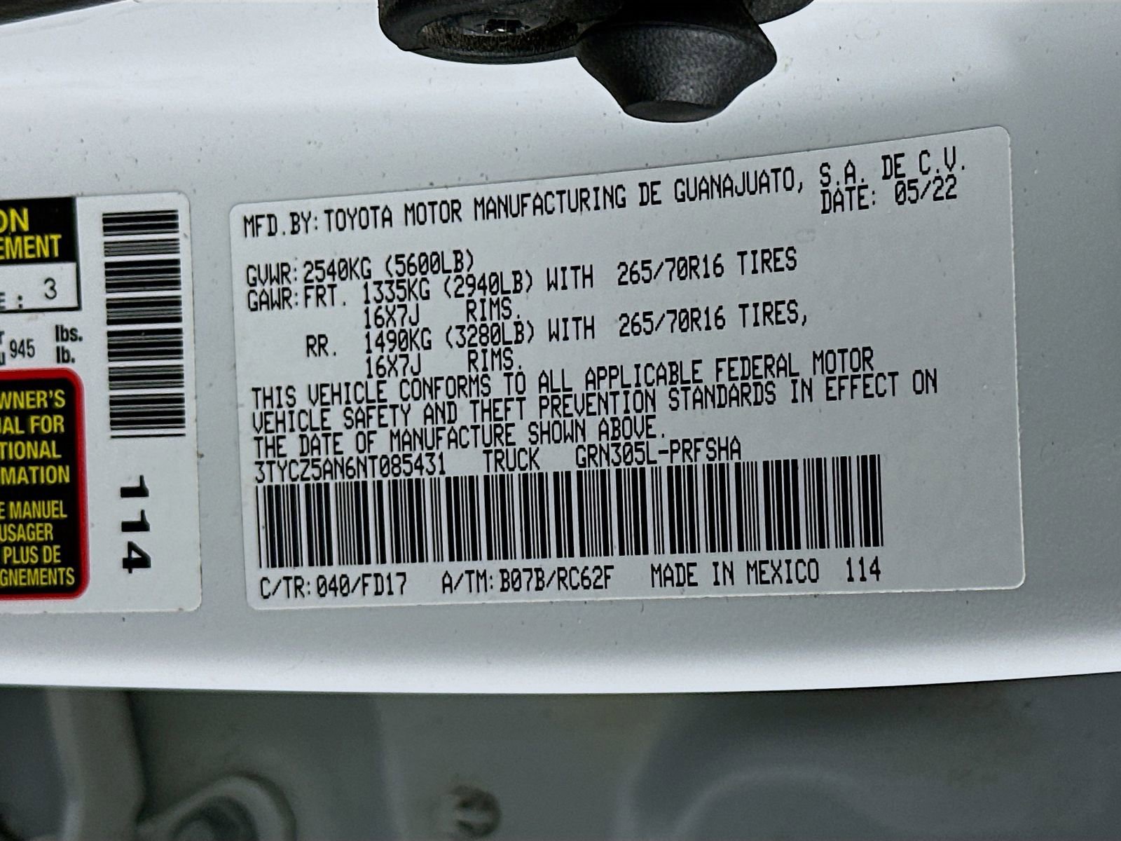 Certified 2022 Toyota Tacoma TRD Off-Road AWD/4WD image 30