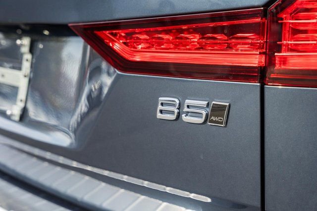 New 2026 Volvo V60 B5 Cross Country Plus w/ Protection Package Premier image 7