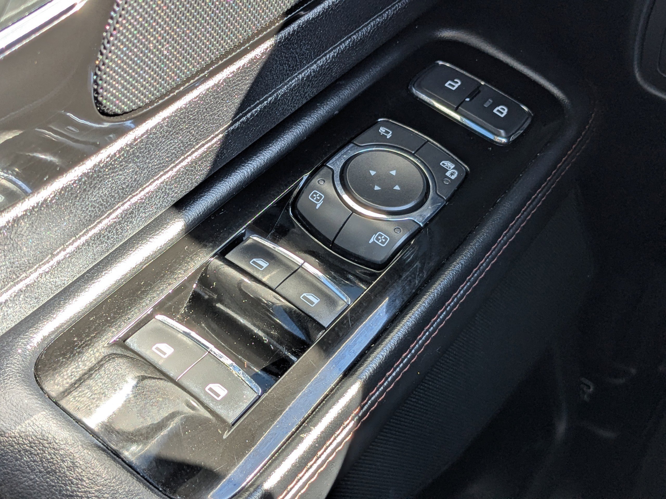 Used 2022 Lincoln Aviator Reserve w/ Equipment Group 201A image 27