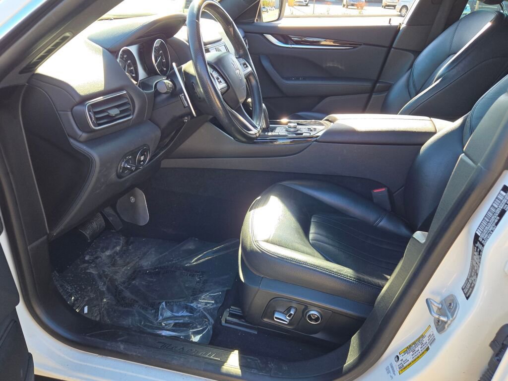 Used 2023 Maserati Levante Modena image 27