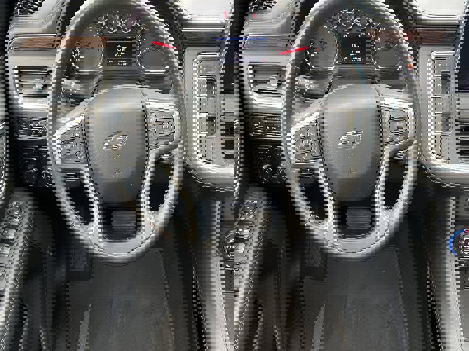 Used 2021 Chevrolet Tahoe Z71 w/ Z71 Signature Package image 14