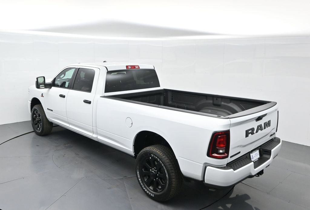 New 2026 RAM 3500 Big Horn AWD/4WD image 54