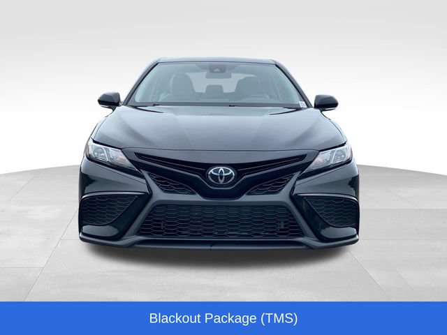 Used 2023 Toyota Camry SE AWD/4WD image 2