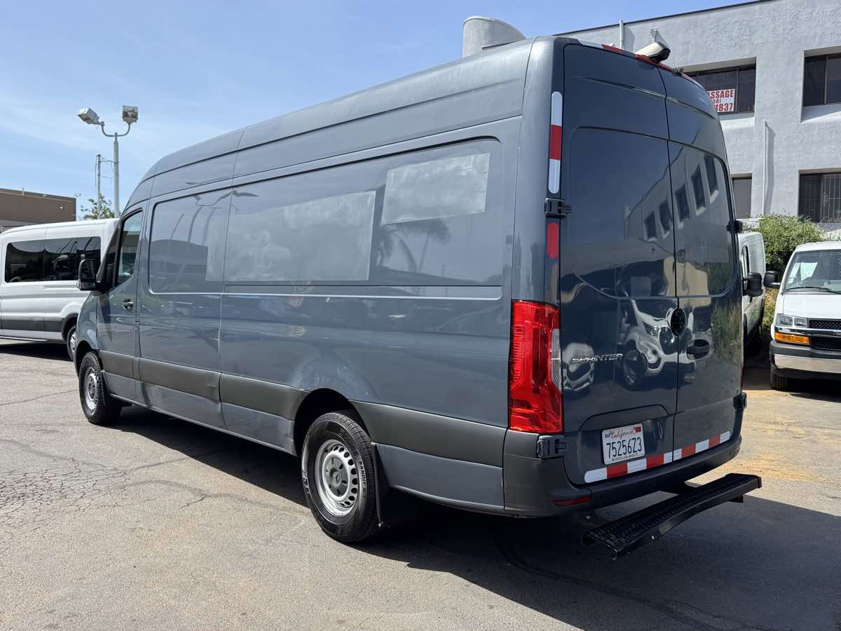 Used 2019 Mercedes-Benz Sprinter 170 image 7