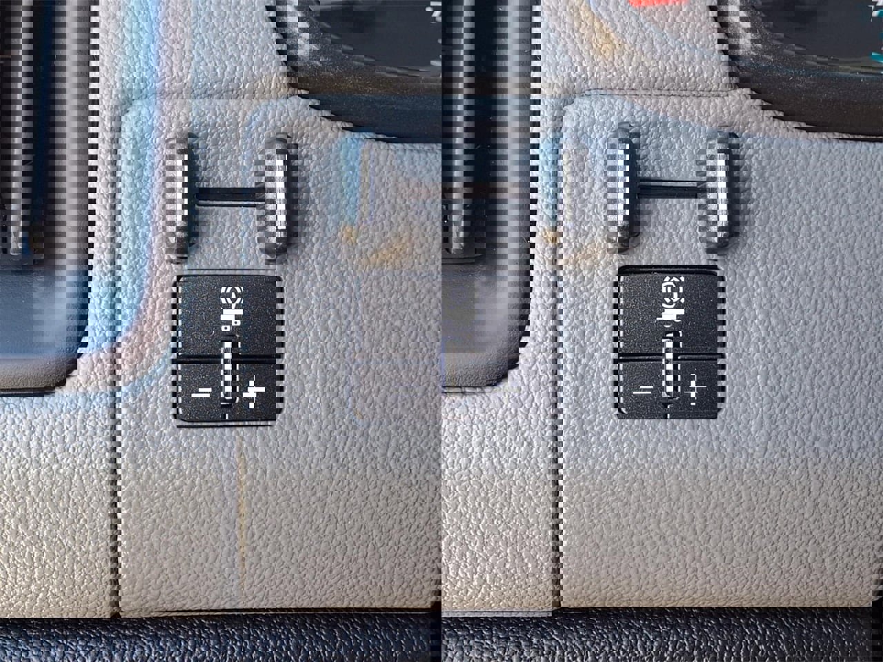 Used 2022 Chevrolet Colorado W/T w/ WT Convenience Package image 18