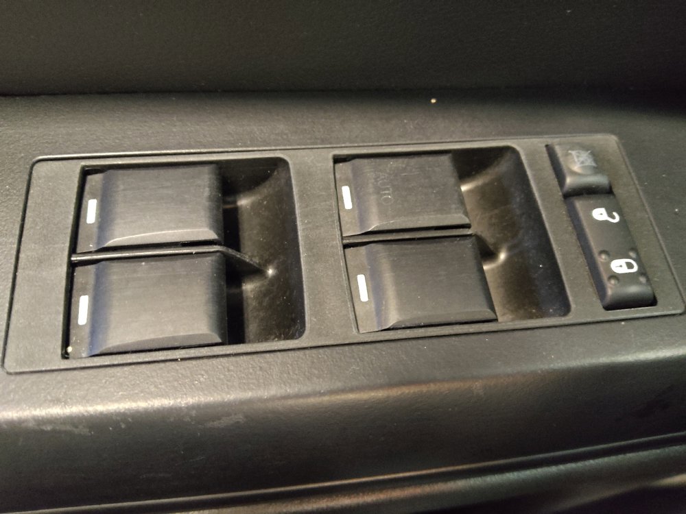 Used 2016 Jeep Compass Sport w/ Power Value Group image 27