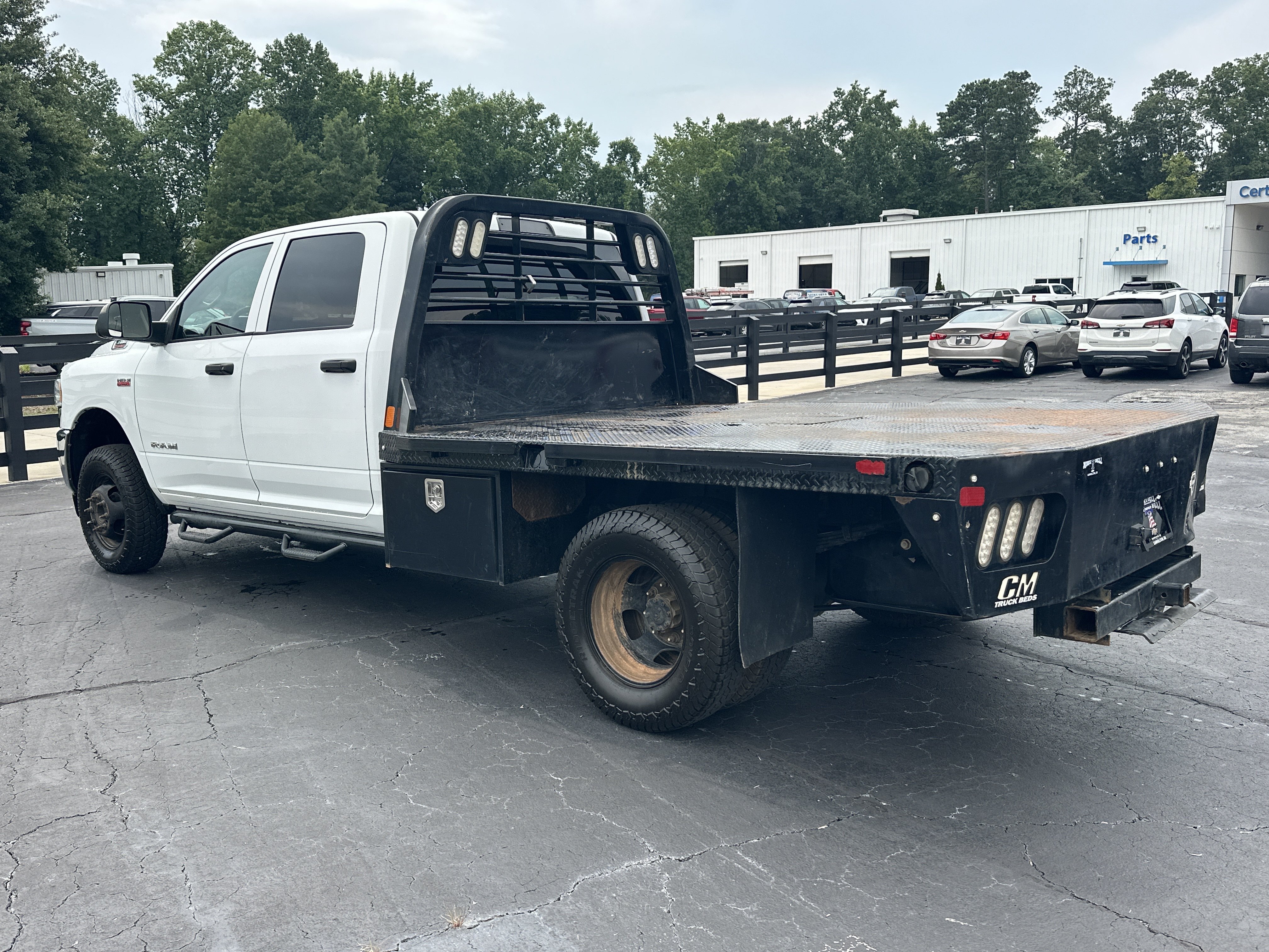 Used 2020 RAM 3500 Tradesman w/ Chrome Appearance Group AWD/4WD image 6