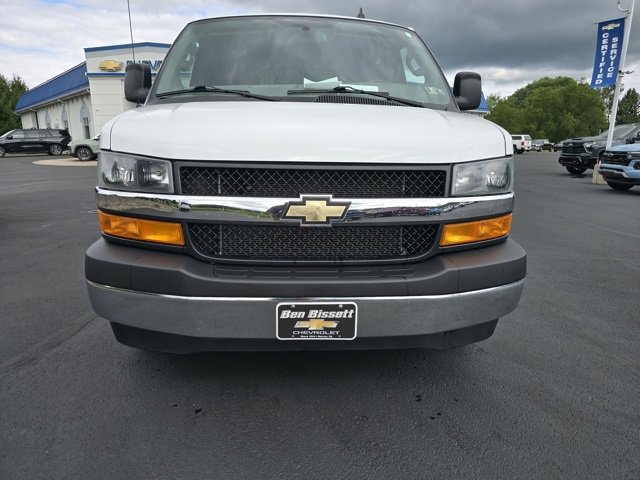 Used 2023 Chevrolet Express 2500 w/ Driver Convenience Package image 6