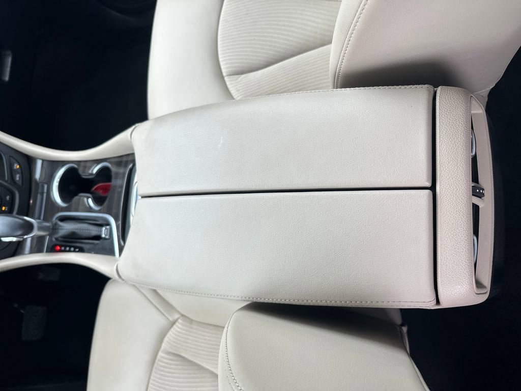 Used 2020 Buick Envision Preferred AWD/4WD image 19