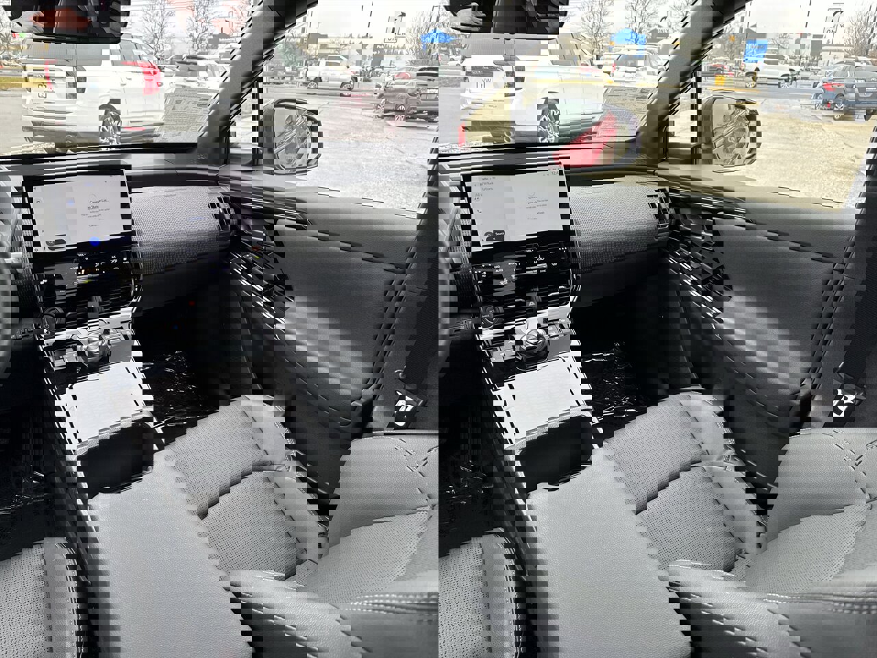 Used 2023 Subaru Solterra AWD image 27