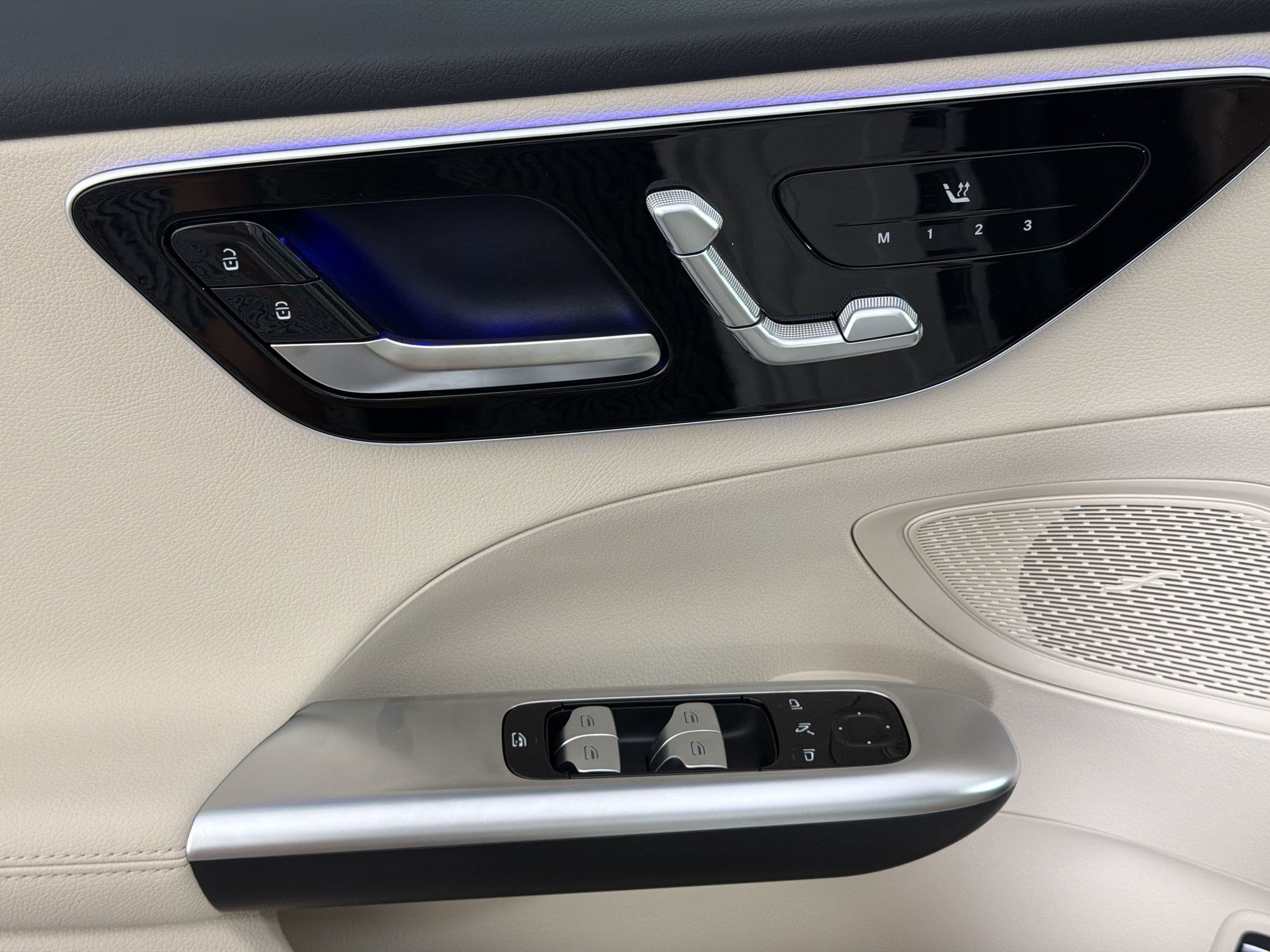 New 2026 Mercedes-Benz C 300 4MATIC Sedan image 26