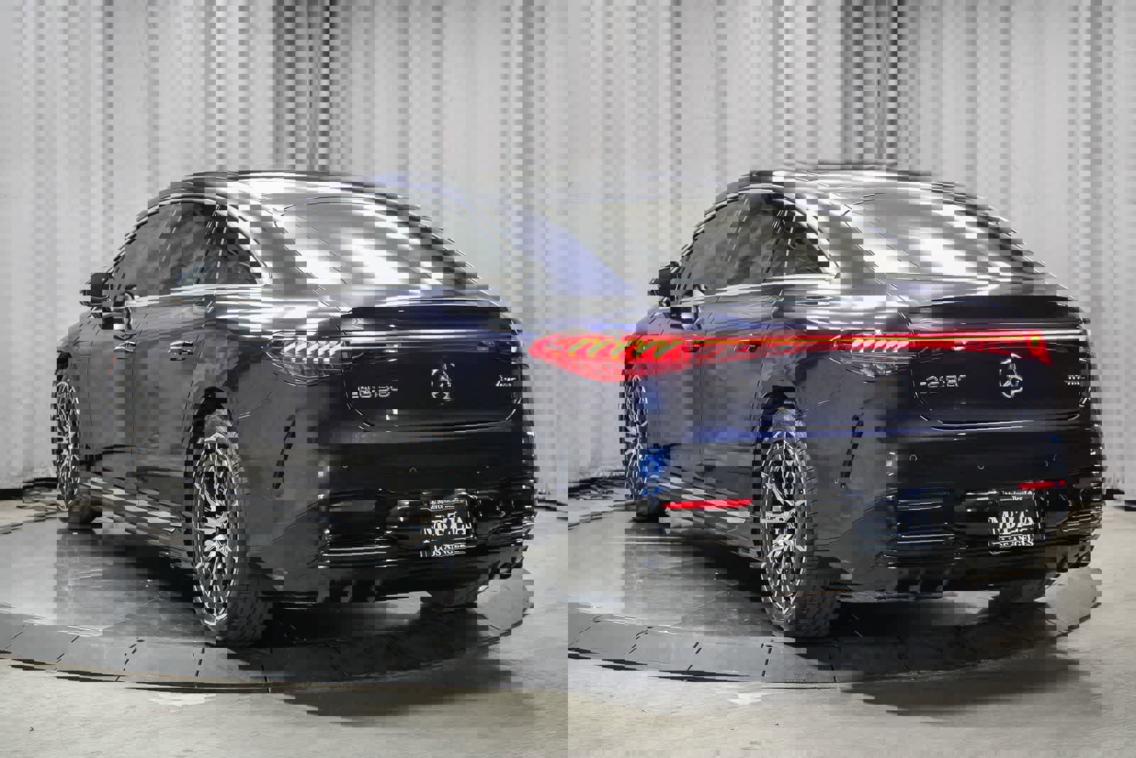 Certified 2023 Mercedes-Benz EQS 580 4MATIC Sedan image 8