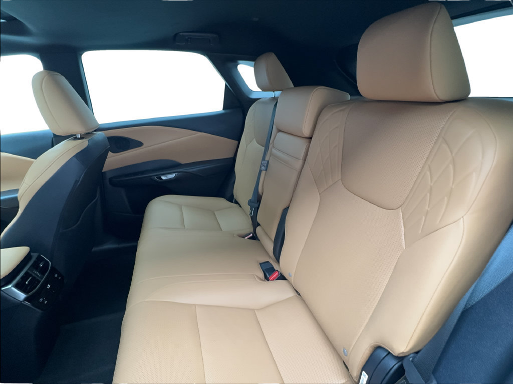 Used 2023 Lexus RX 350 Premium w/ Cold Area Package FWD image 26