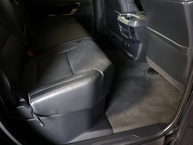 Used 2023 Toyota Tundra Limited AWD/4WD image 30