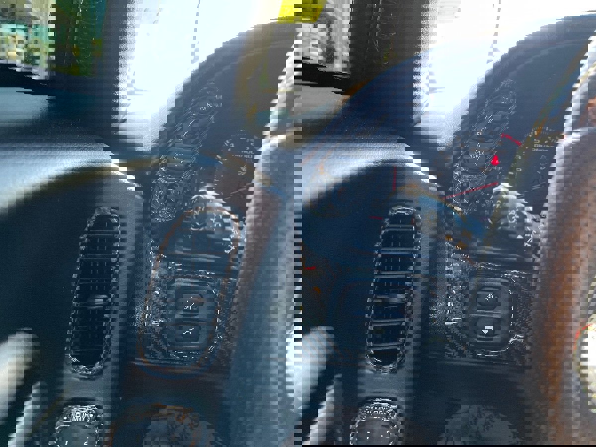 Used 2002 Chevrolet Corvette Convertible w/ Preferred Equipment Group2 RWD image 17