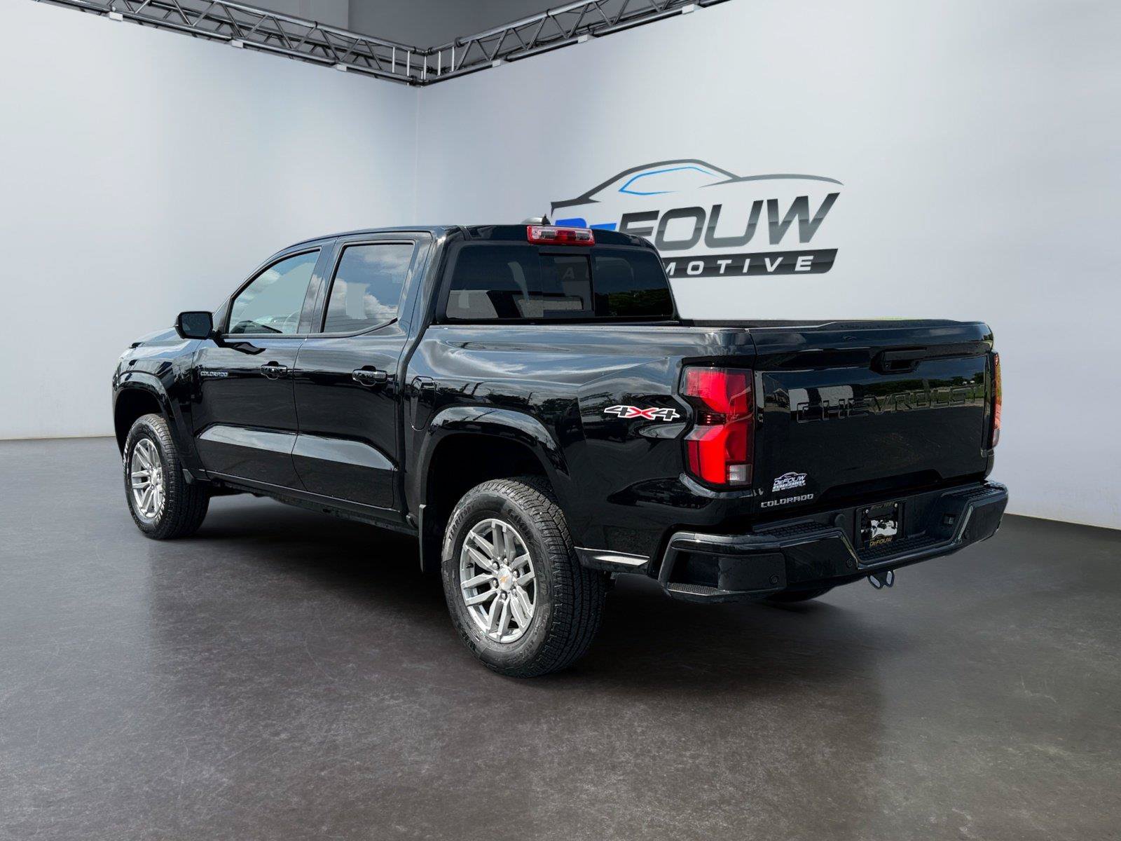 Used 2026 Chevrolet Colorado LT w/ LT Convenience Package AWD/4WD image 5