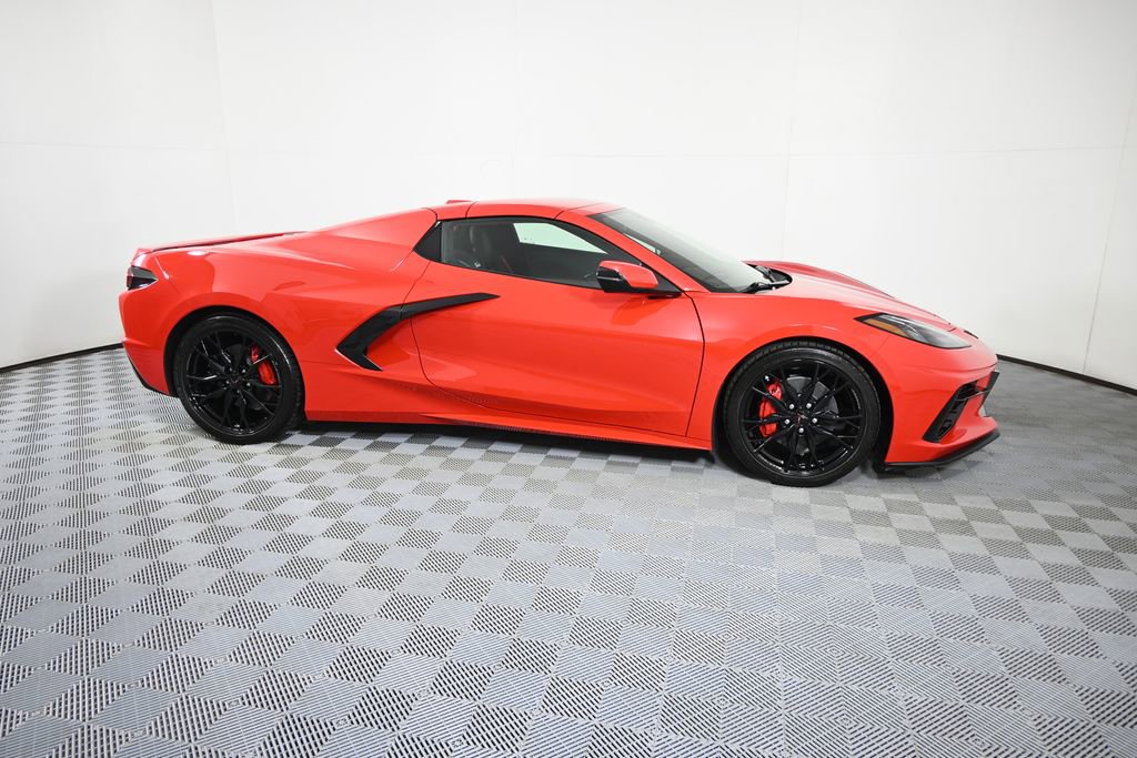 Used 2024 Chevrolet Corvette Stingray Premium Conv RWD image 8