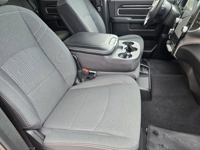 Used 2024 RAM 2500 Big Horn w/ Sport Appearance Package image 15