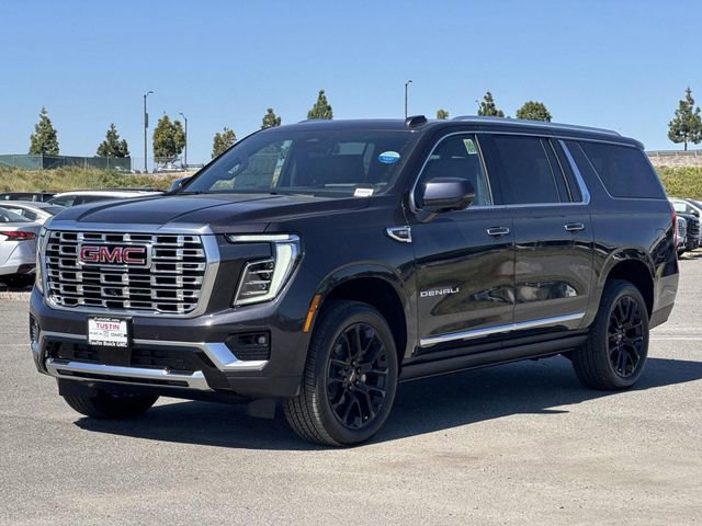 New 2026 GMC Yukon XL Denali w/ Denali Reserve Package image 6