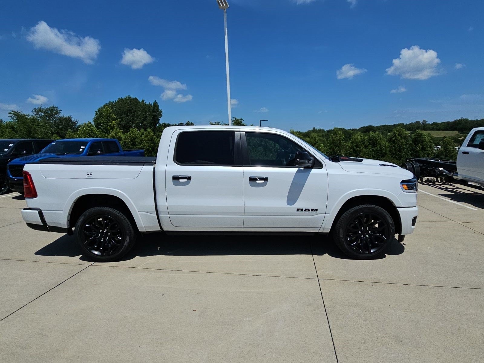 New 2026 RAM 1500 Limited AWD/4WD image 7