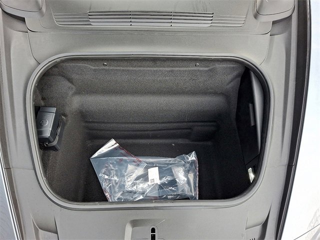 Used 2025 Porsche 911 Carrera image 33