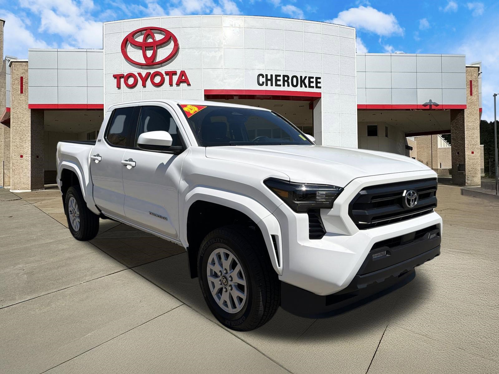 Used 2025 Toyota Tacoma SR5 AWD/4WD image 3