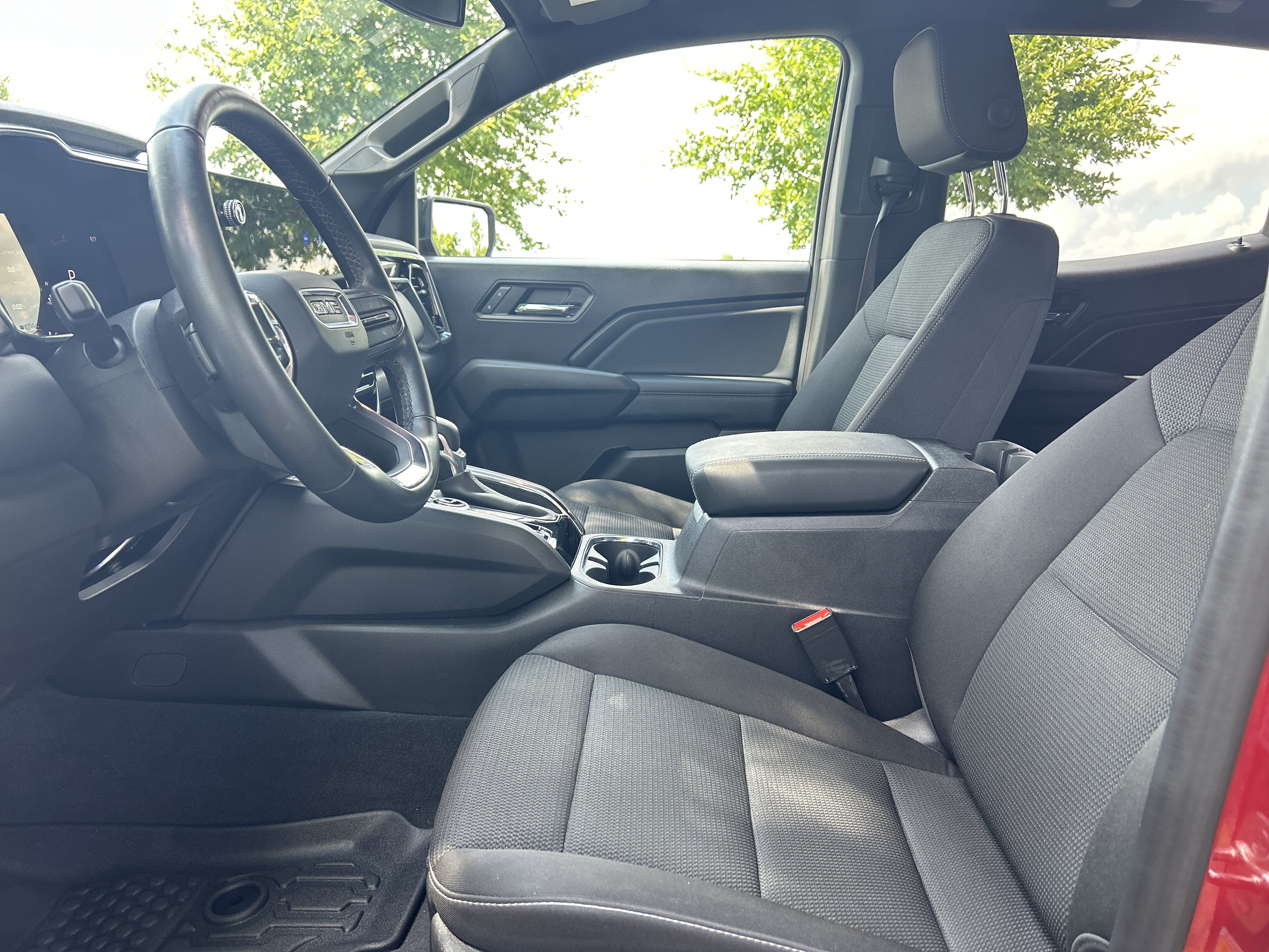 Used 2024 GMC Canyon Elevation w/ Convenience Package AWD/4WD image 24